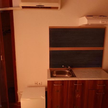 Atlantis Hotell Ermoúpoli Eksteriør bilde