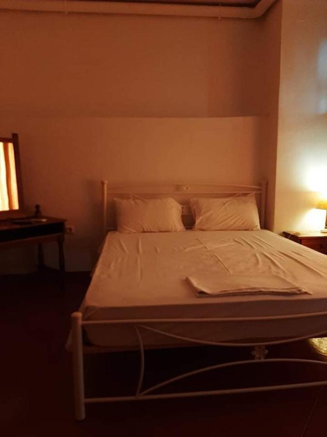 Atlantis Hotell Ermoúpoli Eksteriør bilde