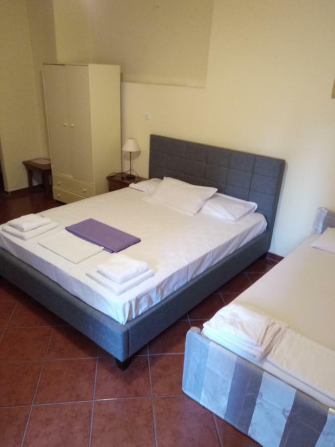 Atlantis Hotell Ermoúpoli Eksteriør bilde
