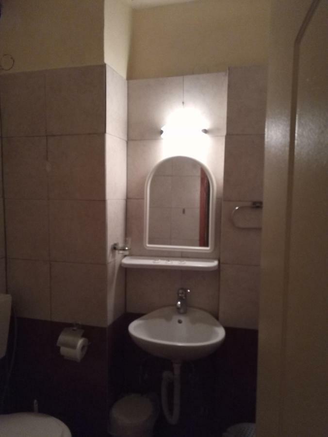 Atlantis Hotell Ermoúpoli Eksteriør bilde