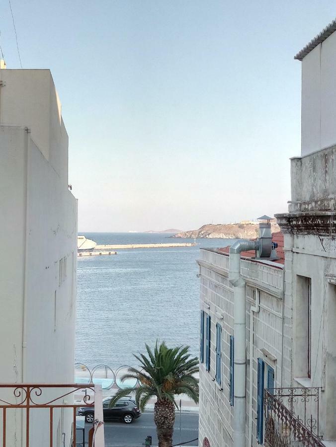 Atlantis Hotell Ermoúpoli Eksteriør bilde