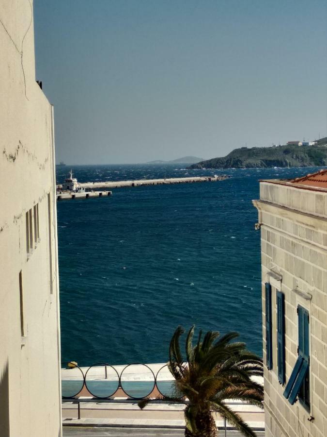 Atlantis Hotell Ermoúpoli Eksteriør bilde