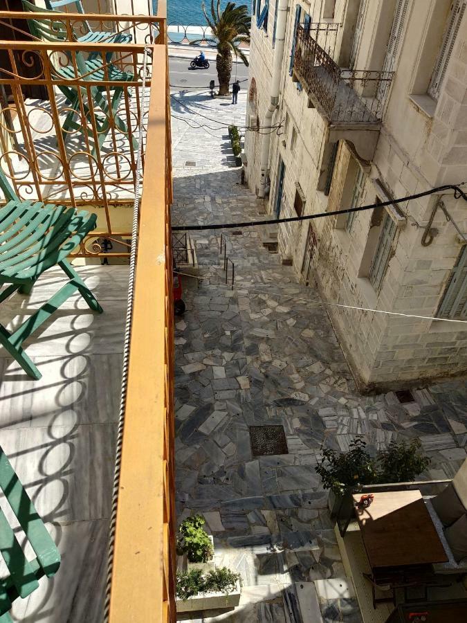 Atlantis Hotell Ermoúpoli Eksteriør bilde